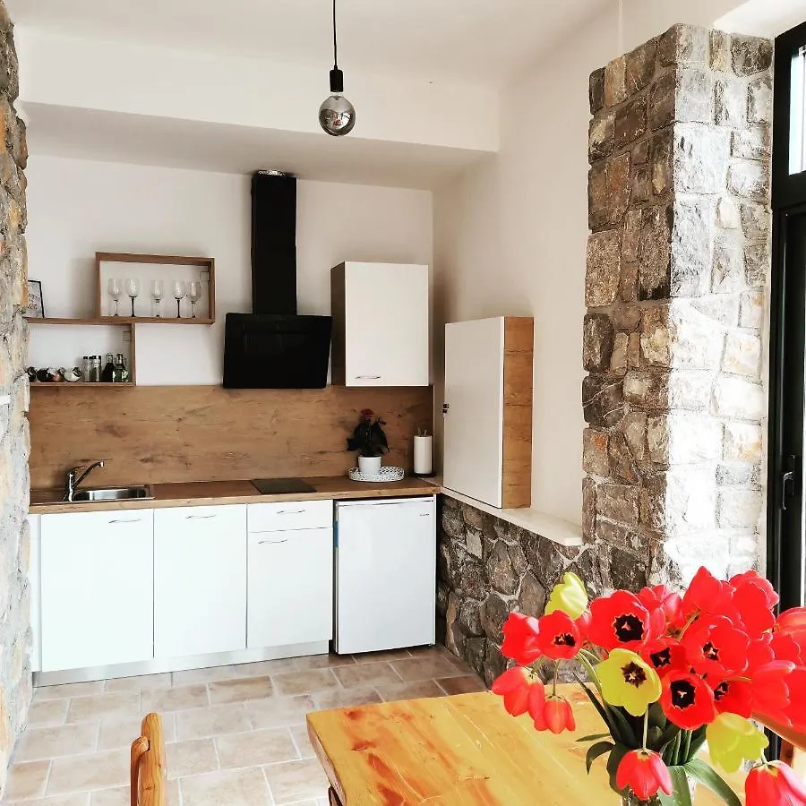 Apartments Sandra Lovran 0*,